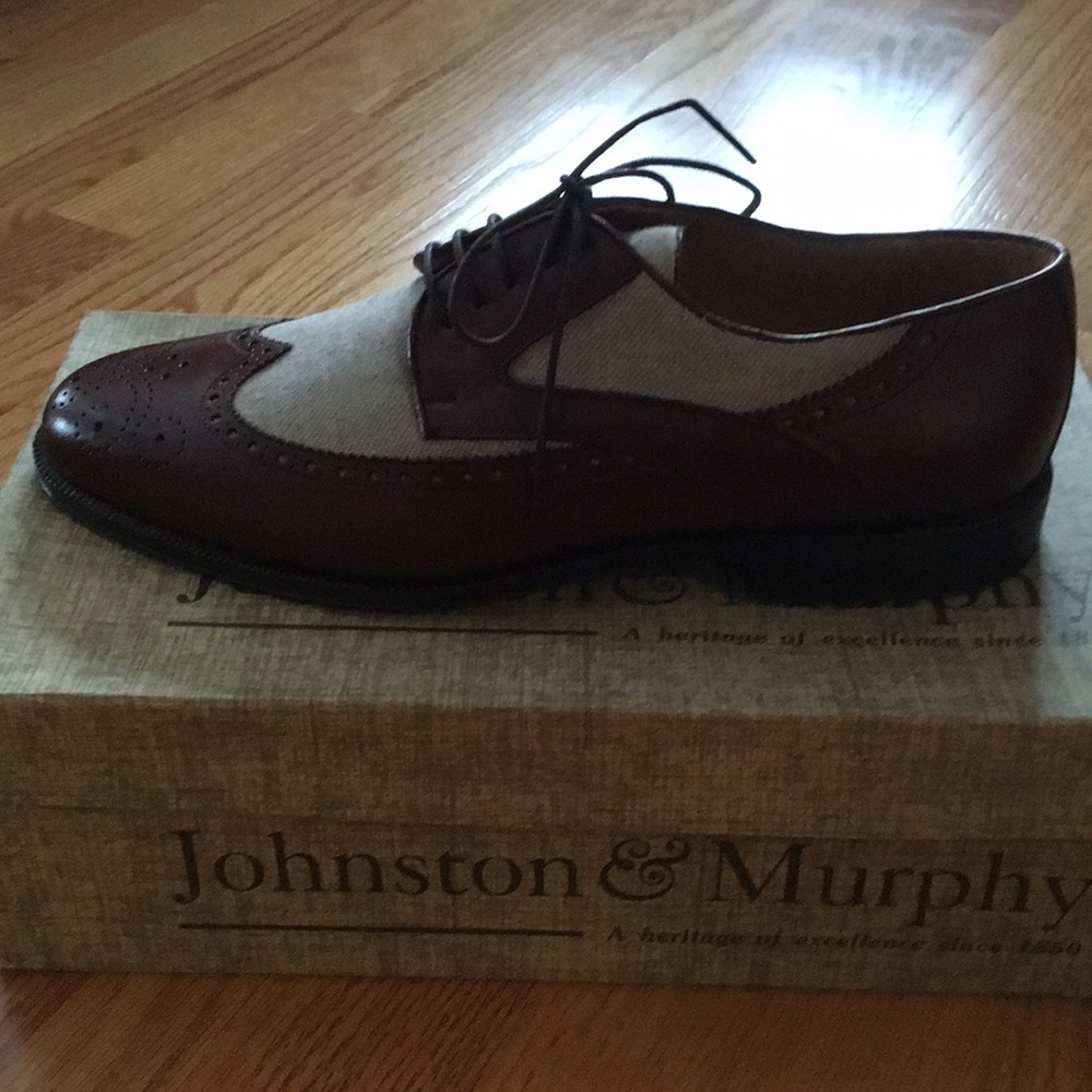 Never worn Johnston & Murphy shoes